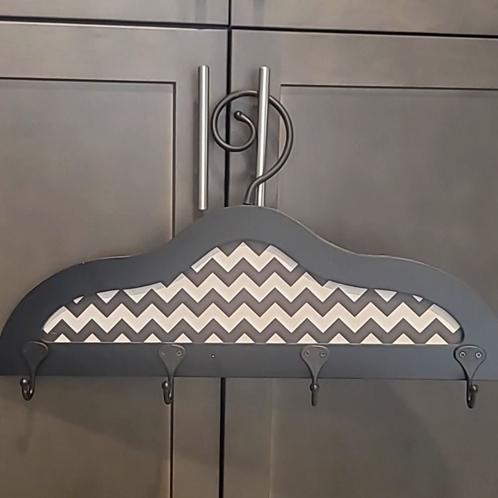 Black and White Coat or Key Hanger